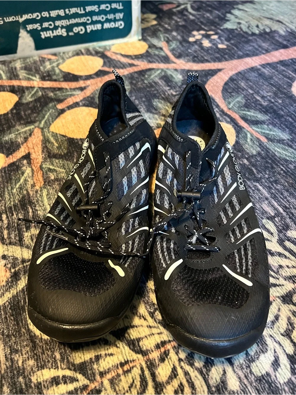 Body Glove Black and White Athletic Water Shoes NWOT